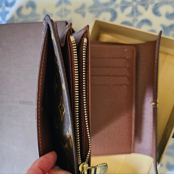 Louis Vuitton Alexandra Monogram Wallet With Box And Dustbag - Picture 8 of 10